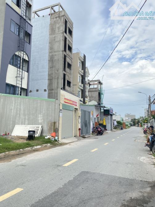 Bán nhà 3 tầng 60m² (4x15) – Võ Văn Hát, Long Trường, Quận 9 – Hẻm ô tô 7m - 2