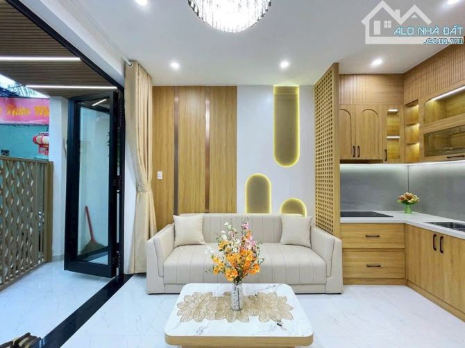 Nhà đẹp 2T xây mới ngay trung tâm Lê Duẩn_Full nội thất cao cấp_Giá 3tyX - 2