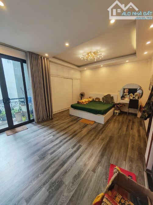 QUAN HOA 14,5TỶ 5 TẦNG NHÀ ĐẸP DÂN XÂY - MẶT NGÁCH THÔNG - GẦN PHỐ - 2