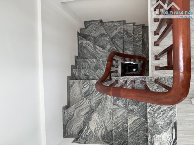 BÁN NHÀ MỚI ĐẸP 5 TẦNG TẠI THANH AM, THƯỢNG THANH, LONG BIÊN - 2
