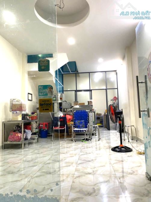 Sát Ngay MT Nguyễn Thượng Hiền - 46m2 - 3 Tầng - nhỉnh 5 tỷ - 2