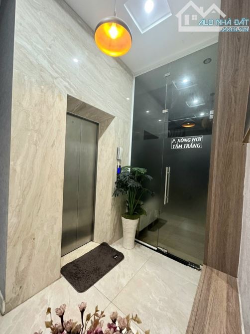 Bán nhà 4 Tầng có THANG MÁY khu V.I.P Bậc nhất Dĩ An,đường nhựa 22m - 2