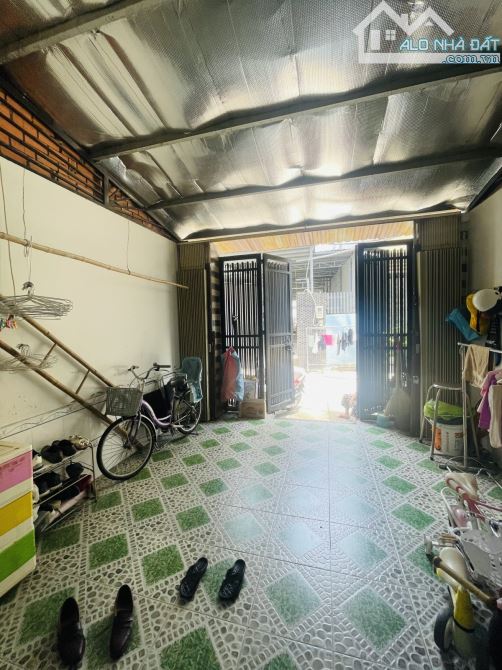Dương Thị Mười Quận 12 - 2 tầng 72m2 4x18 - Hẻm xe tải - Chỉ 4,5 tỷ - 2