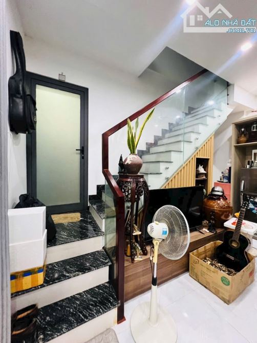 NHÀ TRỆT LẦU HIỆN ĐẠI HẺM 172 TRẦN QUANG DIỆU LỘ NHỰA NÂNG CẤP 6m Ô TÔ ĐẬU TRƯỚC NHÀ - 2