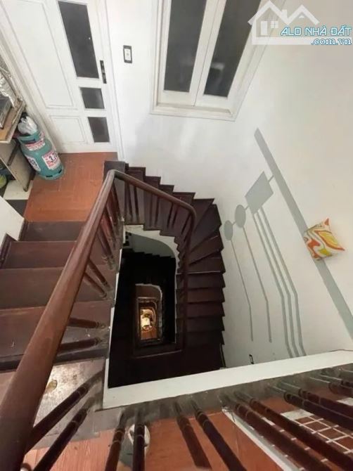 NHÀ ĐẸP 6 TẦNG PHỐ TRUNG KÍNH , NGÕ RỘNG ,GARA Ô TÔ , 74M2 , MẶT TIỀN 4.5M. - 2