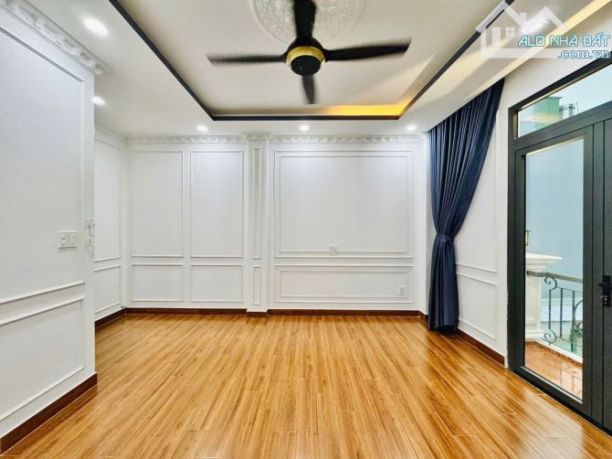 🏠Nhà Hẻm Xe Hơi💎 Phạm Văn Đồng💎4,6mx12m 5 Lầu-3PN 4WC💎Có Thang Máy💵9,7 Tỷ - 26