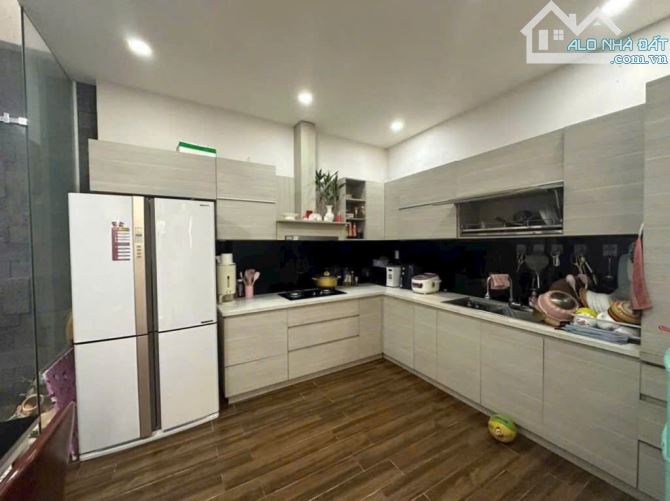 Bán gấp nhà mặt tiền HÀN MẶC TỬ, 3 tầng, 74m2, trung tâm TP, giá đầu tư ! - 3