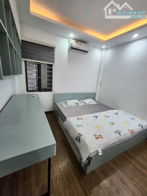 Cho thuê nhà nguyên căn mới kinh kong ngõ 73 Bằng Liệt, 33m2 x 4 tầng, 4 ngủ, 13.5 Triệu - 3