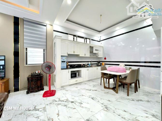 Nhà 3 tầng lô góc siêu thoáng tại Trung Hành Ngô Gia Tự - 3