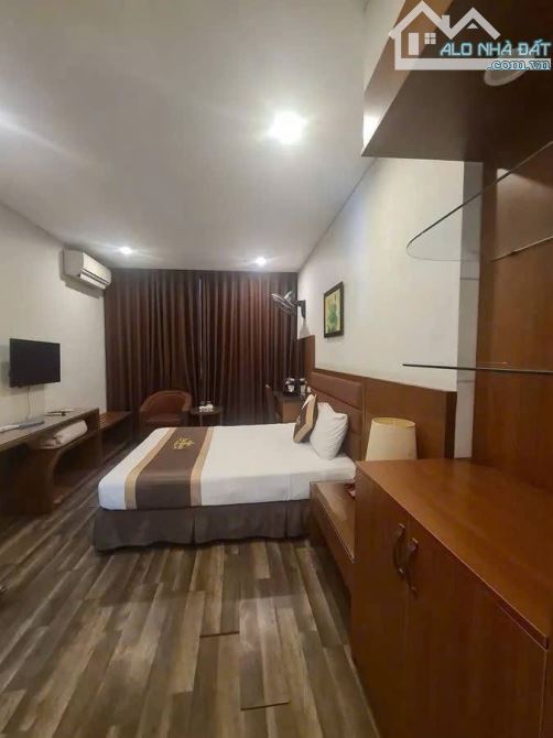 HÀM NGHI - Biệt thự lô góc 145m2 4 tầng, MT 16m - Ô tô tải tránh - Vỉa hè - KD - 45 tỷ - 3