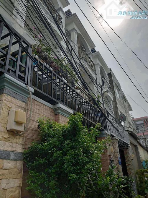 Cho thuê nhà nguyên căn 3 tầng,Chu Mạnh Trinh, Hiệp Phú, Q9 ngã tư thủ đức - 3