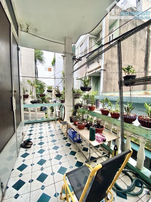 HẺM Ô TÔ 1 SẸC SÁT MẶT TIỀN TRƯỜNG CHINH - NGUYỄN PHÚC CHU - 81M2 - NGANG 5M - - 3