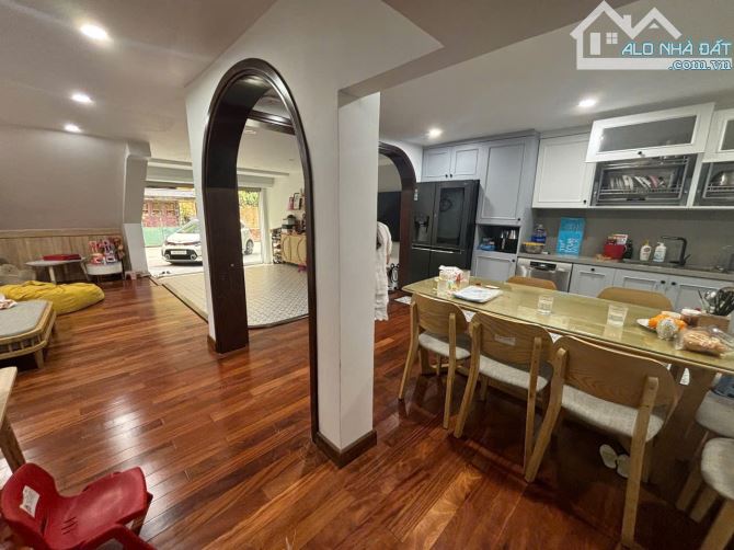 Cho thuê nhà Hoàng Văn Thái – Thanh Xuân DT 95m x 4 tầng, phân lô, ôtô đỗ giá 32tr/th - 3