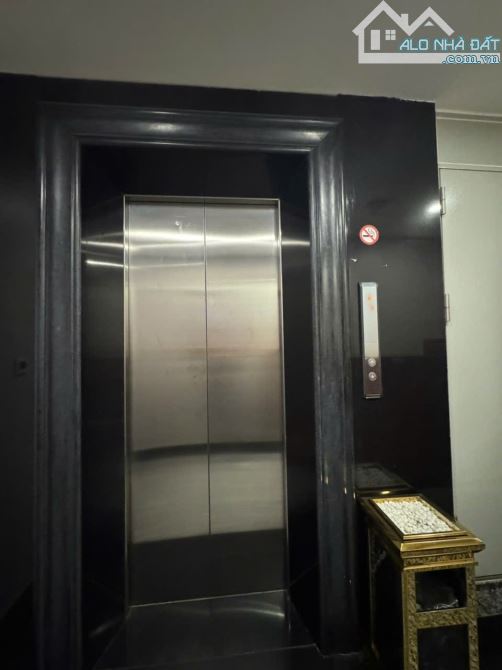Bán Khách sạn Hoàn Kiếm, 26P 140m2 8T 82,8 tỷ - 3