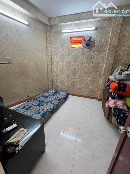 Gấp bán nhà Thủ Đức, dt 116m2, 3 tầng, giá 8.7 tỷ, cạnh Hoàng Diệu 2. - 3