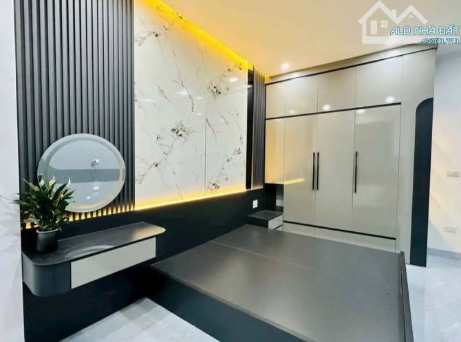 HƠN 7 TỶ - 40M - BÁN NHÀ DÂN XÂY NGỌC THỤY, LONG BIÊN, Ô TÔ ĐỖ CỬA, GẦN VIỆT PHÁP, KHAI - 3