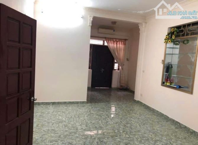 MN13- CHO THUÊ NHÀ MẶT NGÕ ĐÌNH ĐÔNG 3 NGỦ ĐỒ CƠ BẢN - 3