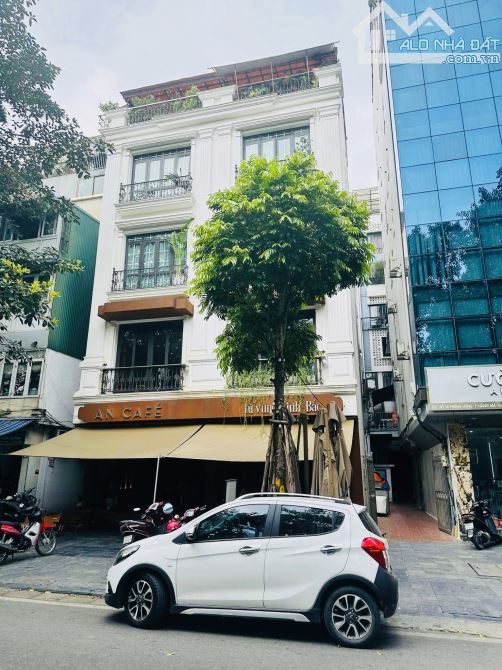 Hiếm! Mặt phố Hoà Mã 190m2, mt 7m - Vị trí đắc địa - Dòng tiền ổn định - 3