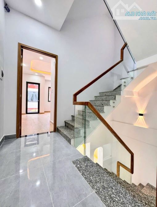 CHỦ TẶNG NỘI THẤT BÁN NHÀ TRẦN QUANG LONG, P19, BÌNH THẠNH. GIÁ 4TỶ690/ 56M2(4x14M) - 3