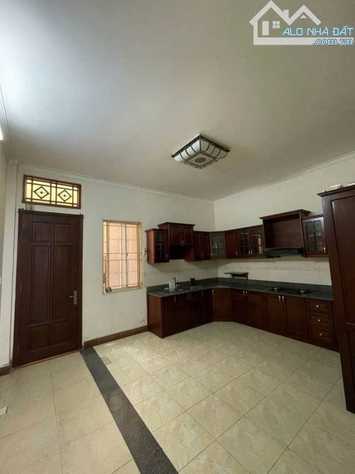22 tỷ thương lượng trệt 2 lầu , ngang 5x20m ngay trân não bình an quận 2 đường 8m - 3