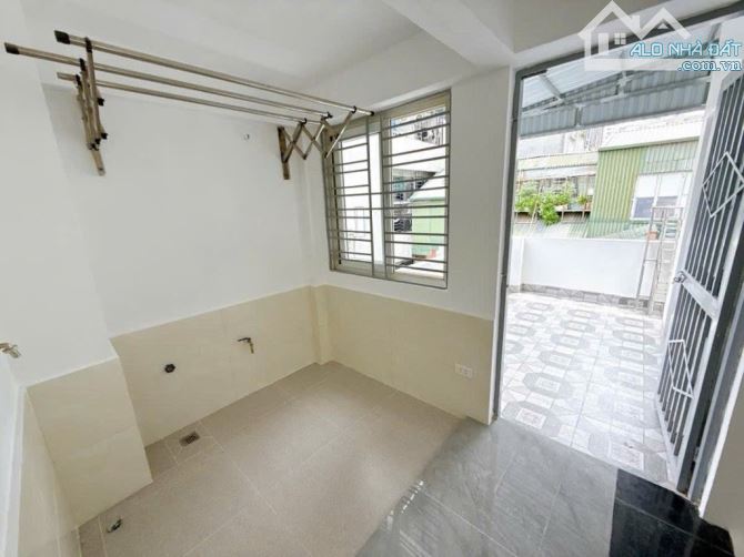Bán căn nhà phố thịnh Quang tt đống đa hai thoáng trước sau mặt tiền khủng sổ đỏ hoa hậu - 3