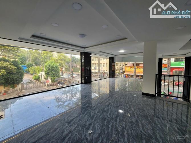 Góc 2MT NGUYỄN CHÍ THANH P6 Q10 DT 8X18M HẦM 8 TẦNG TN 350TR/THÁNG GIÁ BÁN 130 TỶ - 3
