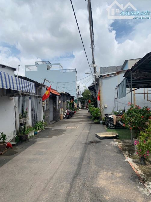 Ở Ngay: 4,65 tỷ - Nhà hxh tới cửa 60m2, 2 tầng, shr, 114/ Tô Ngọc Vân, GV - 3