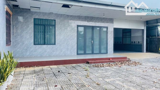 Căn nhà vườn chủ Ngộp Bạnk xã Xuân Sơn(Suối Rao cũ) - TP HCM Dt: 2216m2 thổ cư 100m - 3