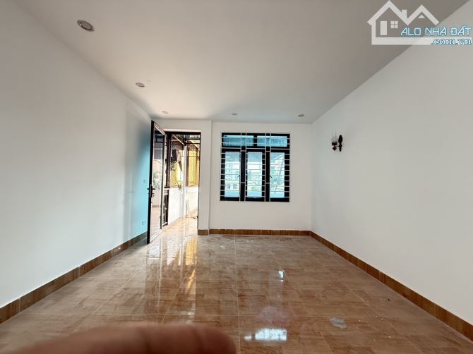 SIÊU PHẨM HOÀNG SÂM – CẦU GIẤY, DT 34m2 x 4 TÂNG, MT3,6m – Giá 7,3TỶ. - 3