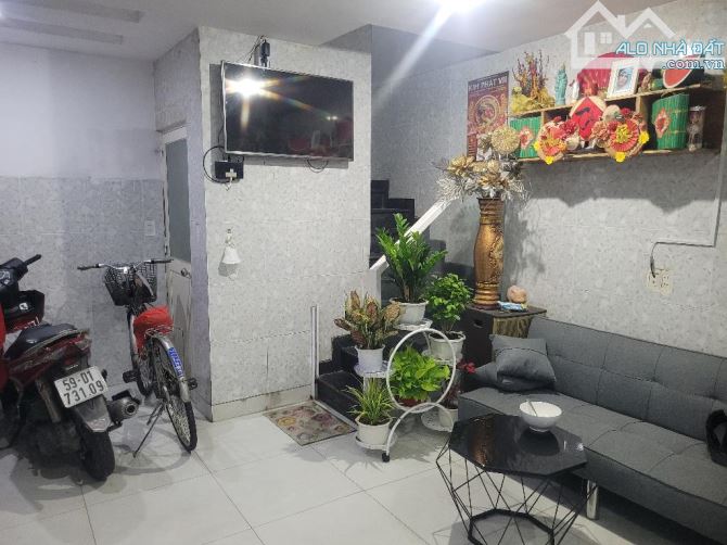 Nhà hẻm xe hơi 5m thông 4 tầng kiên cố khu dân trí đồng bộ ở Lê Trọng Tấn phường Sơn Kỳ - 3