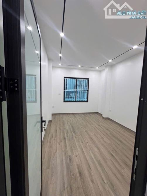 BÁN NHÀ MẶT PHỐ HÒA BÌNH  – ĐƯỜNG 15M Ô TÔ TẢI TRÁNH – 41.2M²x4T – 7.5 TỶ - 3