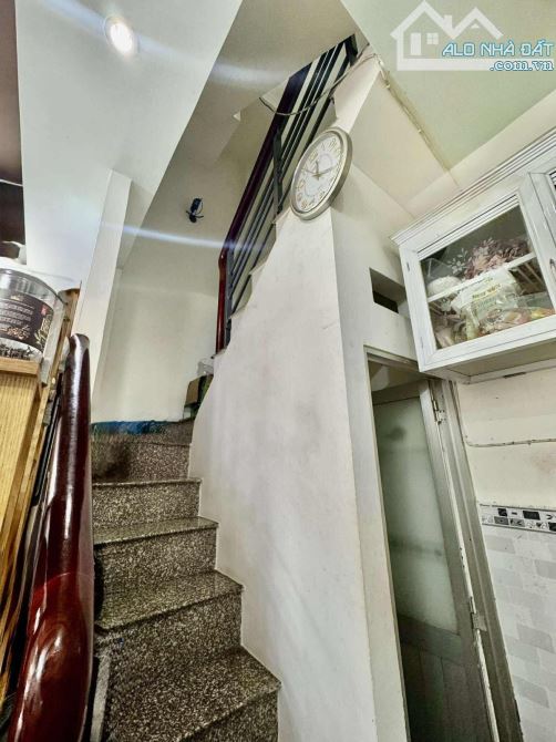 🏡 📌 BÁN NHÀ B TÂN  3 TẦNG NHỎ XINH HXH VỊ TRÍ SẦM UẤT CHỈ NHỈNH 2X T - 3