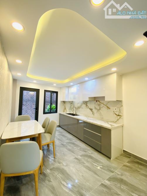 Bán nhà Phạm Văn Chiêu, Gần Emart Phan Huy Ích, Hẻm 4m trước nhà, 3.5 Tầng, 6 Tỷ 1 TL - 3