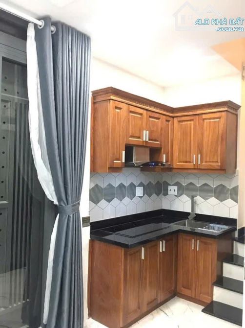 BÁN NHÀ ĐẸP PHAN XÍCH LONG,4 TẦNG, 20M2, NHỈNH 5TỶ - 3