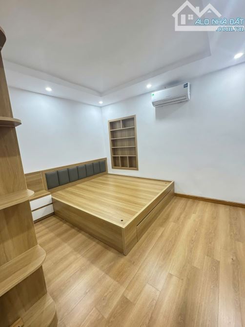 Nhà Đẹp - Nội Thất Sẵn Sàng - Tập Thể Phương Mai- Đống Đa - Dt: 75m2/2PN*nhỉnh 4 tỷ - 3
