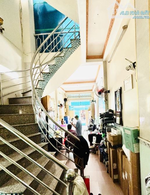 BÁN NHÀ Q6- HẬU GIANG- DT 47 M2- HẺM Ô TÔ ĐỔ CỬA- NHỈNH 5 TỶ(A1) - 3