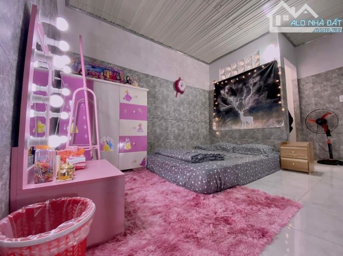 BÁN DÃY TRỌ HẺM PHAN CHU TRINH NGAY TRUNG TÂM THÀNH PHỐ. DT : 450m2 - HƯỚNG TÂY NAM - GIÁ - 3