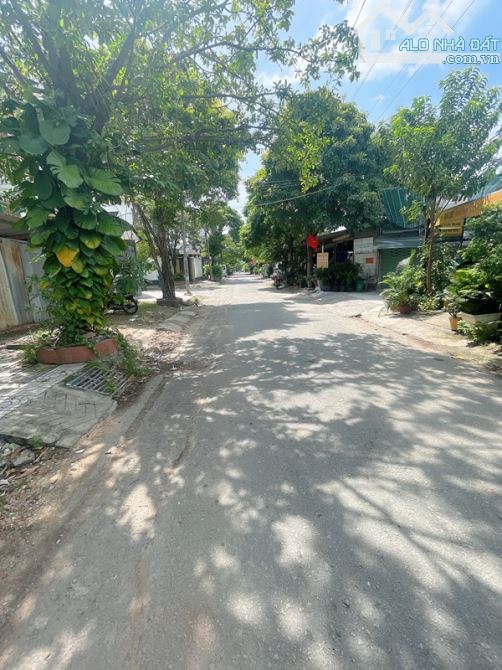 Nhà 3 tầng KHU PHÂN LÔ đường LÊ THỊ RIÊNG, phường THỚI AN, Q12, dt 140m2 (7mx20m) Đường 6m - 3