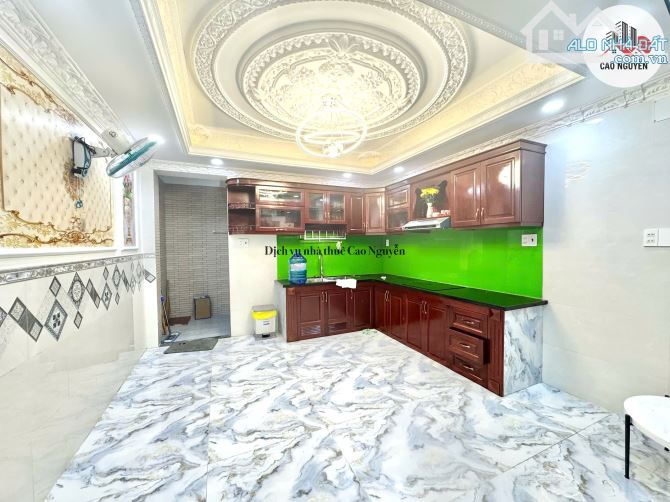 Full nội thất 5 tầng 5 phòng 6wc đường Hương Lộ 2 - 3