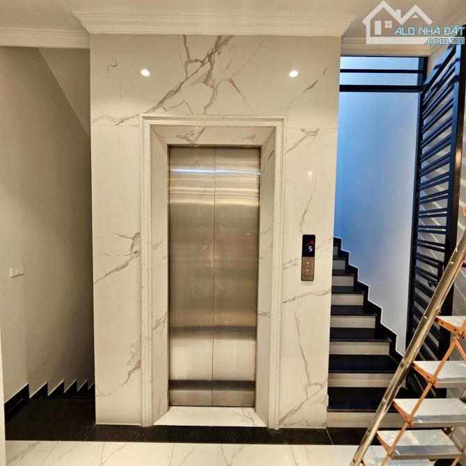 Chân dài Vương Thừa Vũ, phân lô ô tô tránh, gara, 7T thang máy, full nội thất, ở ngay! - 3