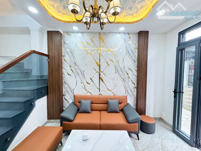 - NHÀ PHỐ 1 LẦU MỚI HOÀN THIỆN MẶT TIỀN HẺM 3M TRẦN VĂN KHÁNH Q7 - 3