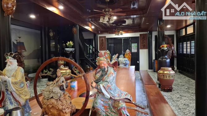 🏡 SIÊU BIỆT THỰ SÂN VƯỜN 2 MẶT TIỀN – GẦN PHỐ FPT & BIỂN TÂN TRÀ 🏖️ ✨ Kiến trúc phong cá - 3