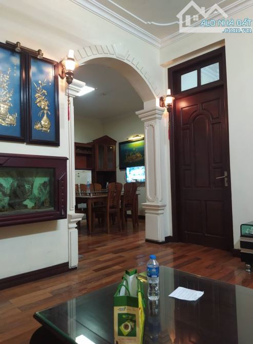 TẬP THỂ HV KỸ THUẬT QUÂN SỰ – 64.4M², TẦNG 2, Ô TÔ ĐỖ CHÂN CẦU THANG, GIÁ 3.6 TỶ - 3