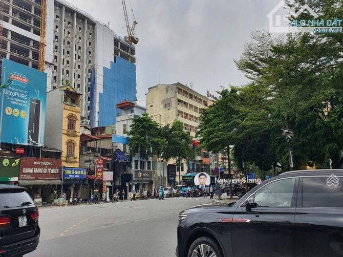 Giá đầu tư, mặt phố Lê Duẩn, vỉa hè rộng, MT lớn kinh doanh sầm uất, ô tô dừng đỗ 162m2 - 3