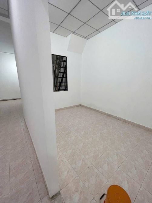 BÁN NHÀ C4-HXH-DƯƠNG BÁ TRẠC-QUẬN 8-DT: 4,1X17-NHỈNH 7 TỶ - 3