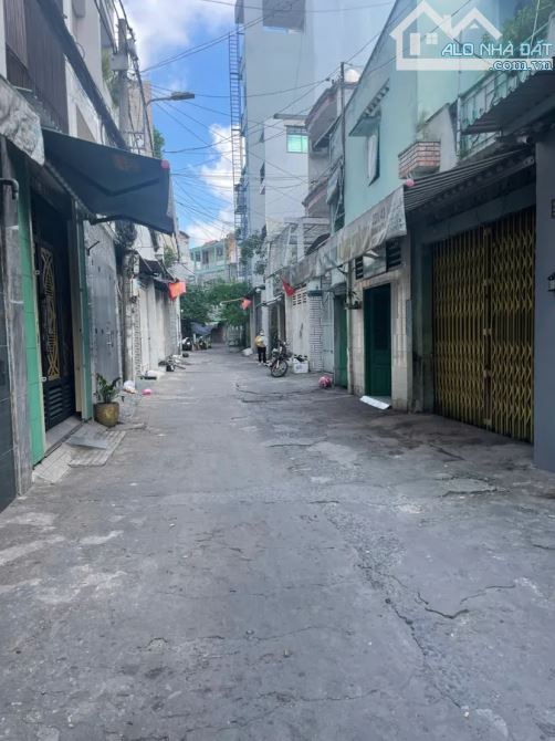 BÁN NHÀ HXH DƯƠNG BÁ TRẠC Q8 74M2 NHÀ TRỐNG VÀO Ở NGAY GIÁ 10.6 TỶ - 3