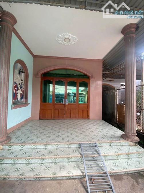Cần bán nhà ở ngay chợ Thới Tứ Hóc Môn 5x18 ( 100m2 ) 720 TRIỆU Sổ hồng riêng - 3