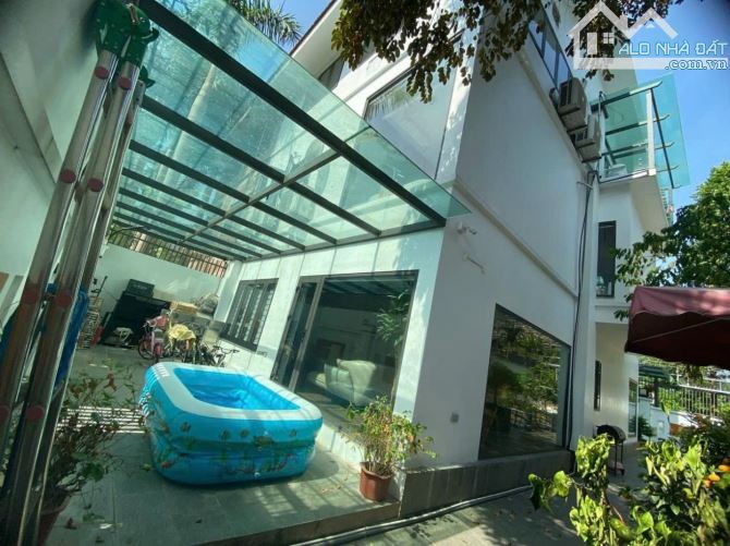 31.x Tỷ /241 M2/ 3 tầng/ 12 M tiền/ BT Hoa Phượng Vỹ - 3