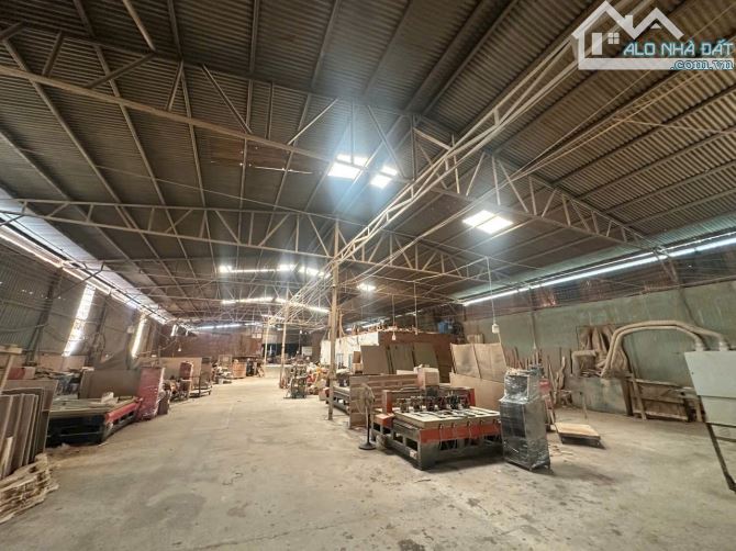 BÁN 245m2 KHO, NHÀ XƯỞNG P.TRẢNG DÀI, SỔ HỒNG RIÊNG THỔ CƯ, 2 MẶT ĐƯỜNG NHỰA THOÁNG, RỘNG - 2