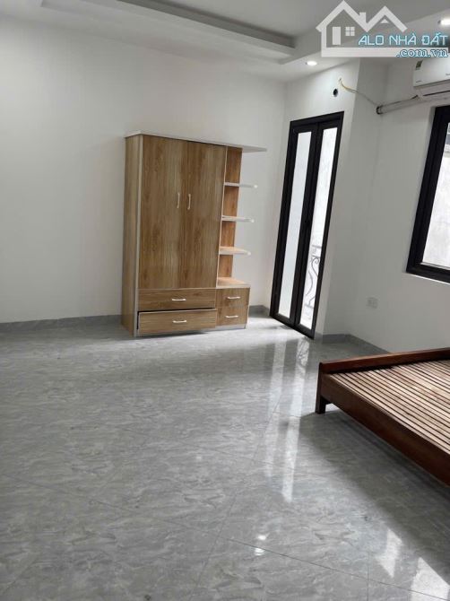 BÁN NHÀ LAI XÁ–LÔ GÓC–15M RA Ô TÔ TRÁNH, DỪNG ĐỖ–S= 42M2 – MT=5.4M GIÁ CHÀO 6.65 TỶ - 3